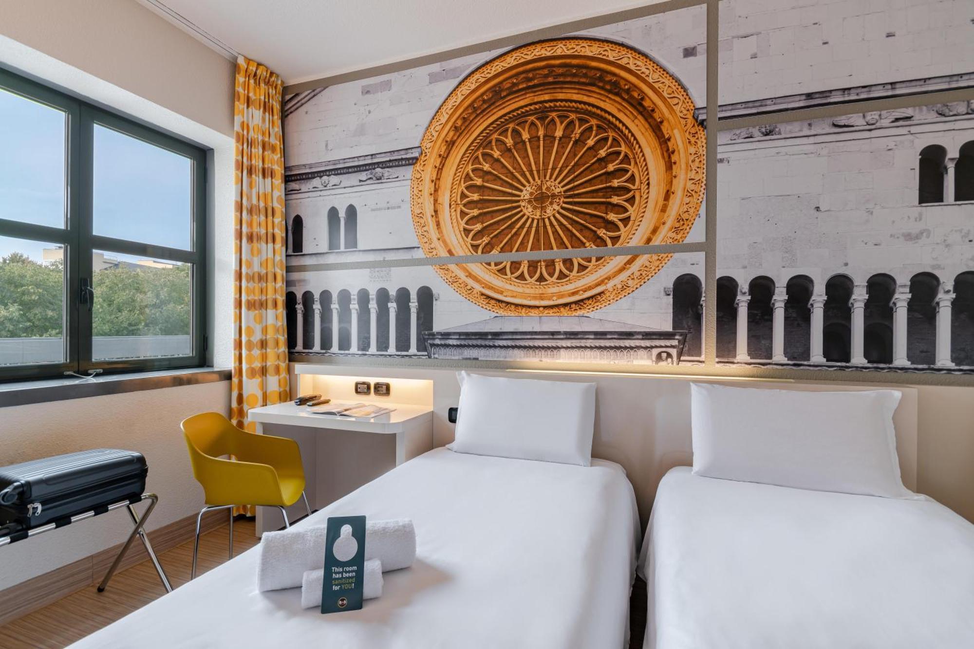 B&B Hotel Cremona Esterno foto