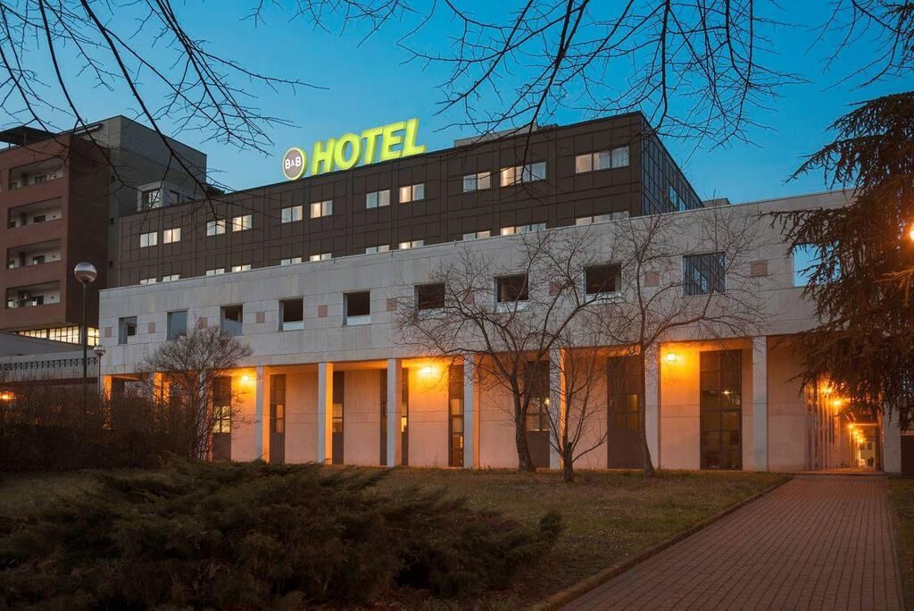 B&B Hotel Cremona Esterno foto